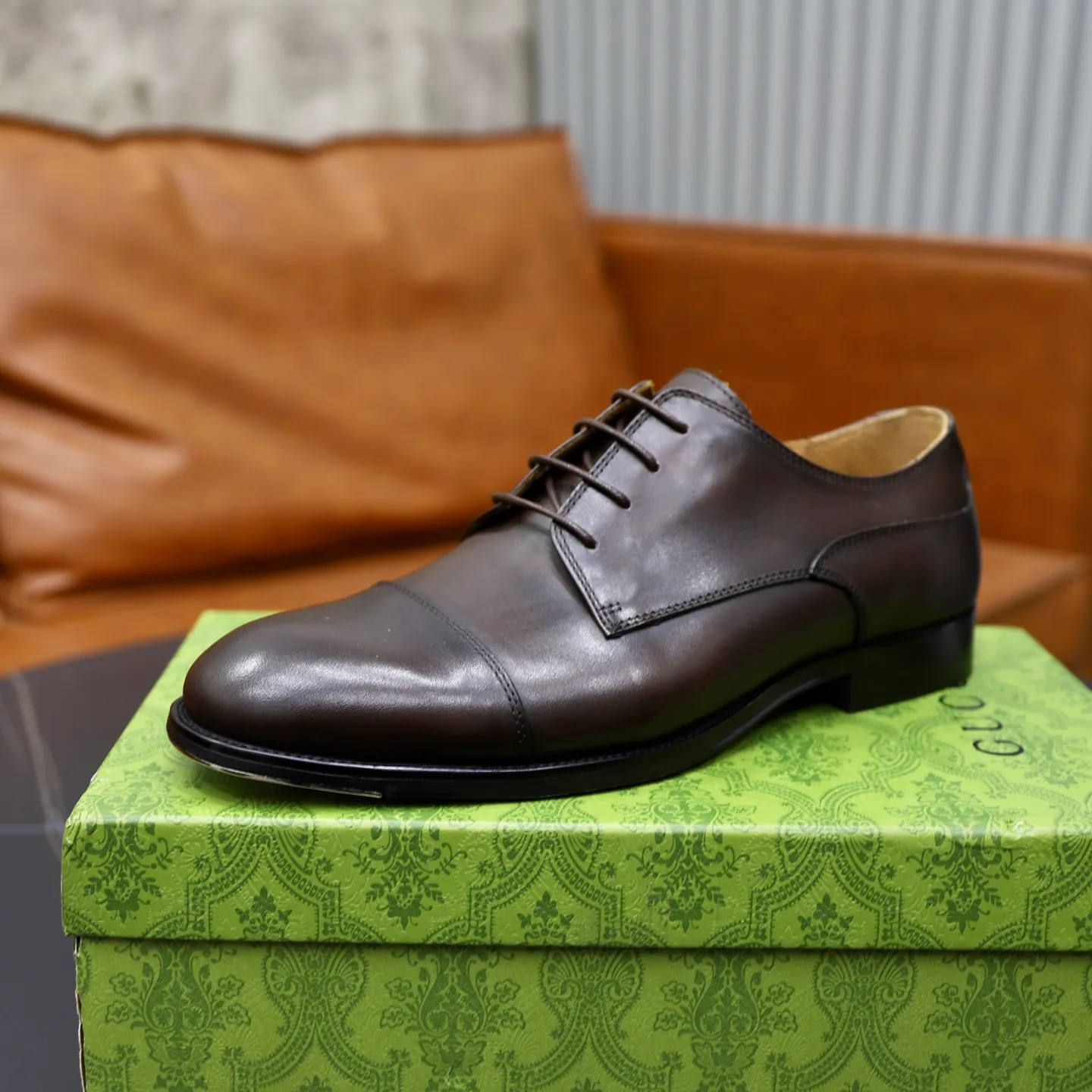 Men's shoes 💰660💰🙅‍♂️🙅‍♂️🙅‍♂️Niuli Brand: Gucci GuCCI Standard code: Men's code 39-44 (45 can be customized) Grade: Same style as the official website Original quality Material: Original cowhide surface Comfortable cowhide lining Original outsole Style category: Men's fashionable casual leather shoes Distinguished big-name luxury elements, top luxury Color: actual picture color